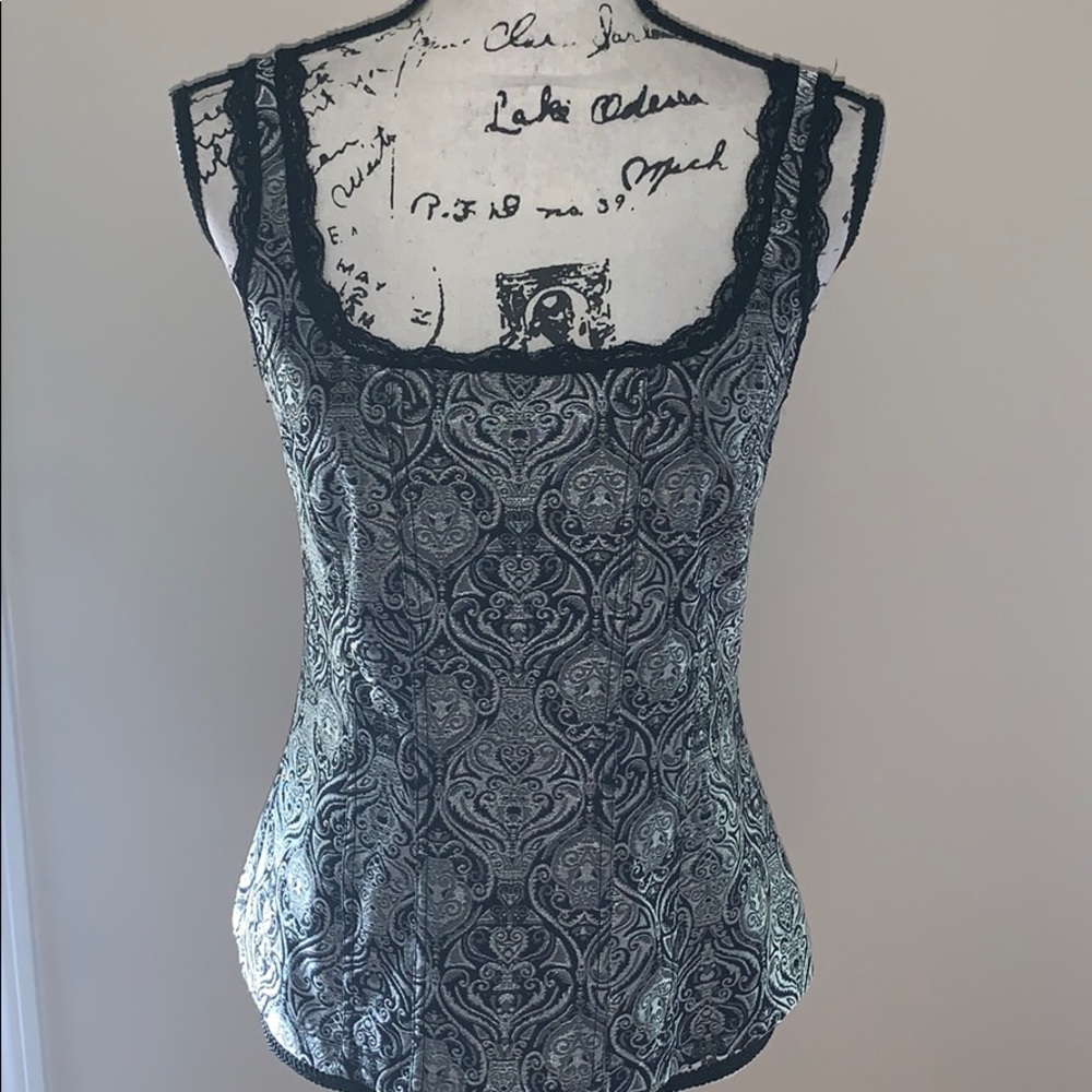 WHITE HOUSE BLACK MARKET black silver fit cami M